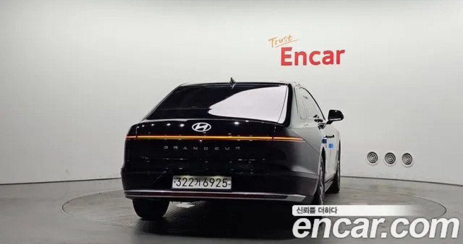 Hyundai Grandeur 
