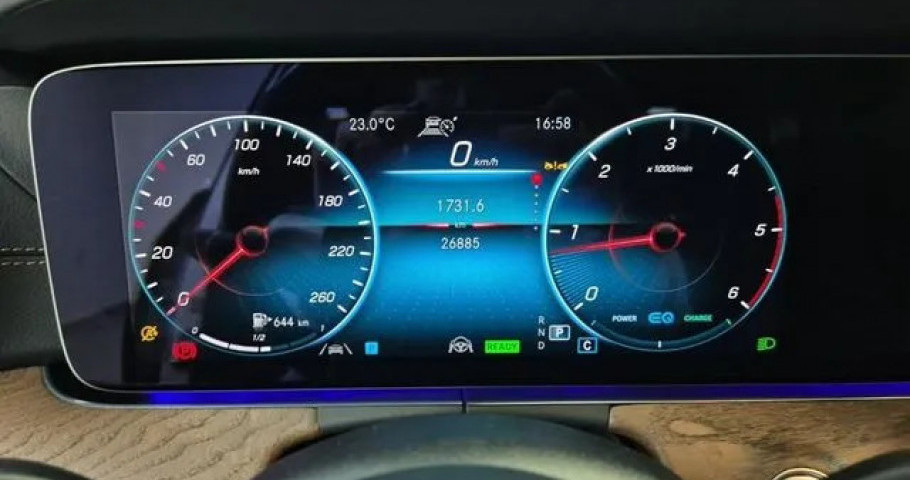 Mercedes-Benz E-Class 