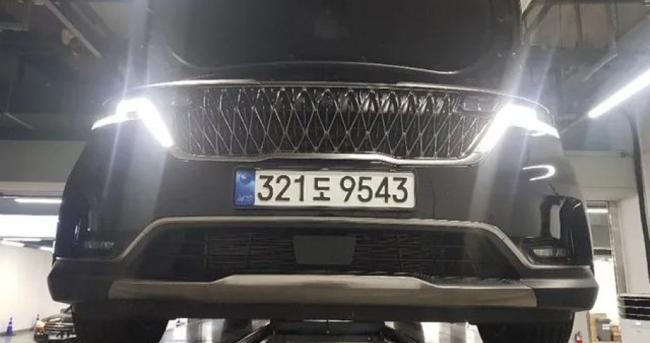 Kia Carnival 