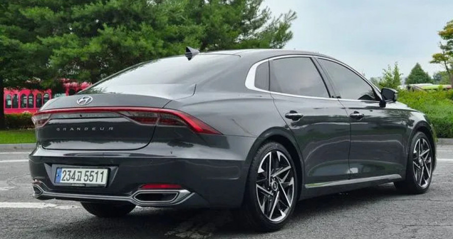 Hyundai Grandeur 