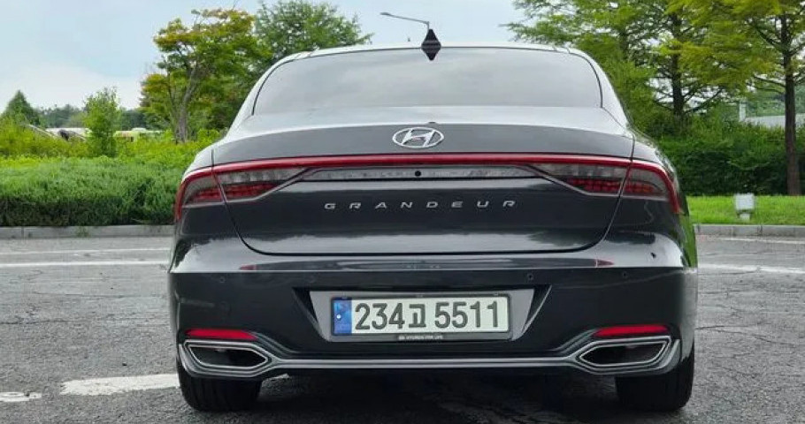 Hyundai Grandeur 