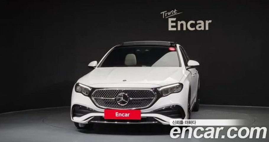 Mercedes-Benz E-Class 