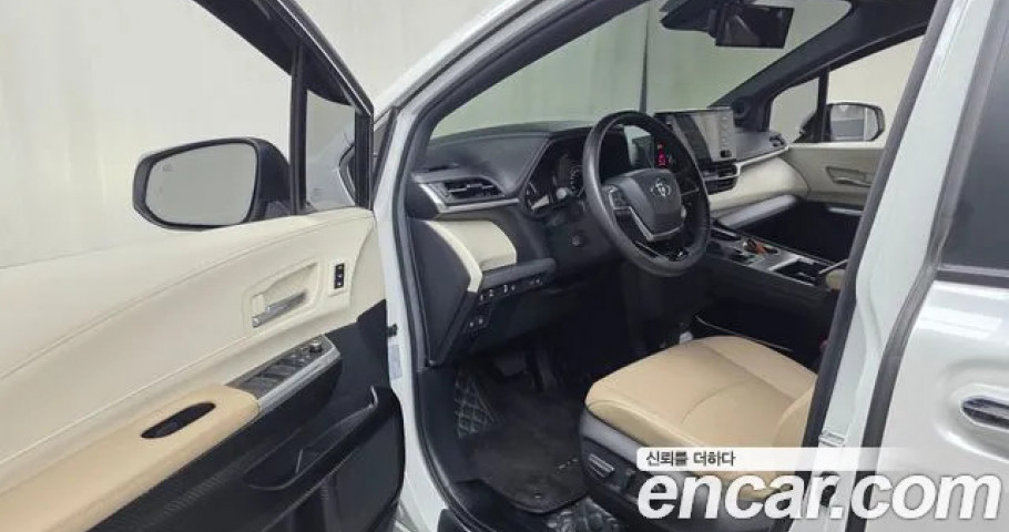 Toyota Sienna 
