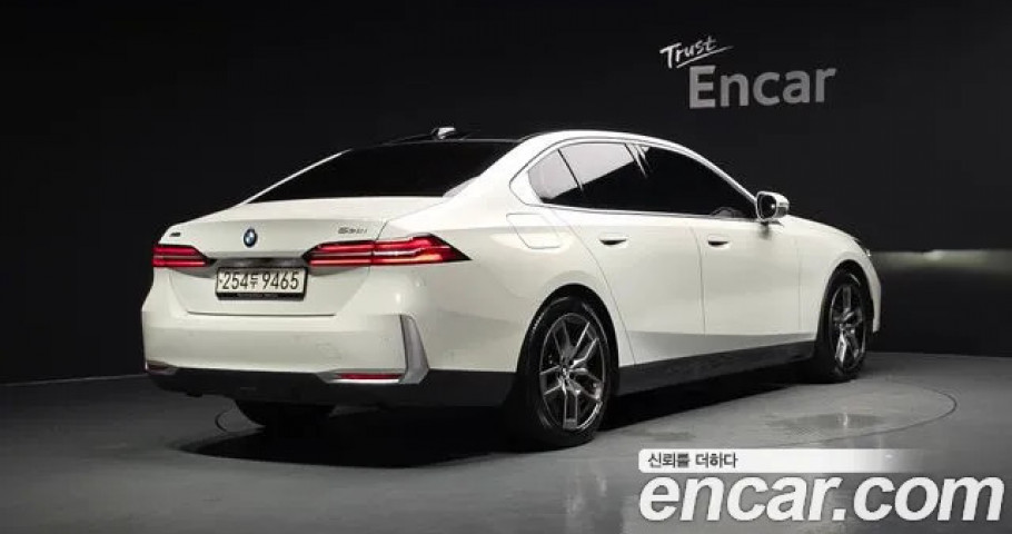 Bmw 5-Series 