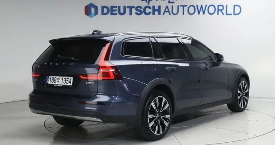 Volvo V60 