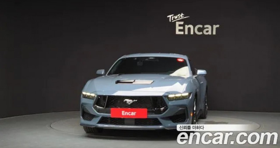 Ford Mustang 