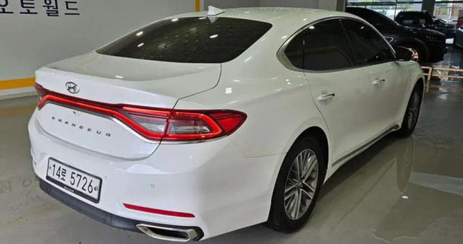 Hyundai Grandeur 
