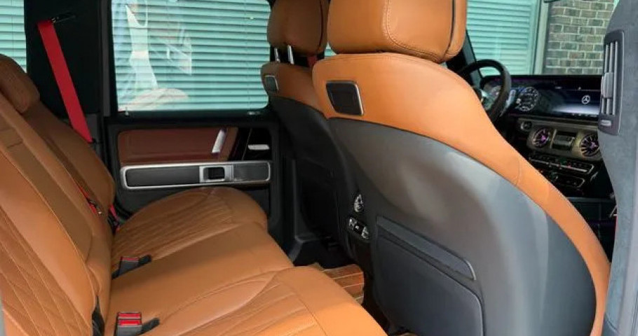 Mercedes-Benz G-Class 