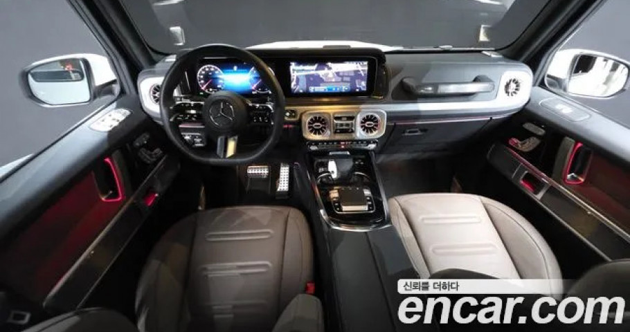 Mercedes-Benz G-Class 