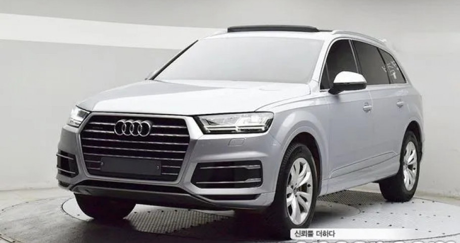 Audi Q7 