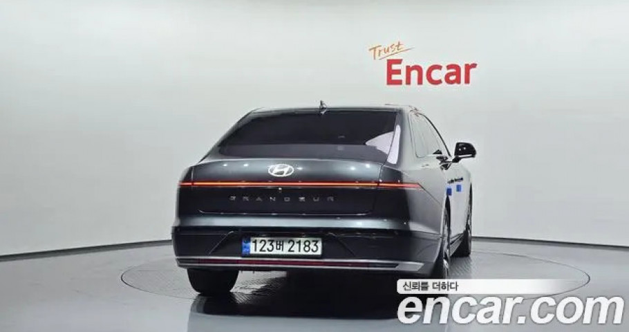 Hyundai Grandeur 
