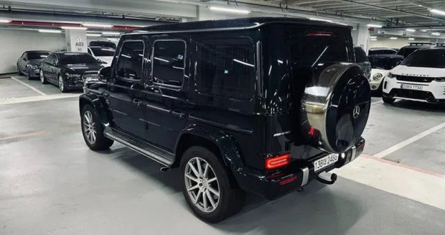 Mercedes-Benz G-Class 