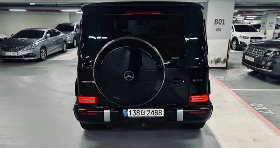 Mercedes-Benz G-Class 
