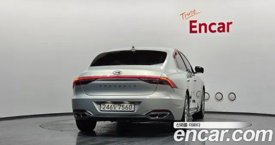 Hyundai Grandeur 