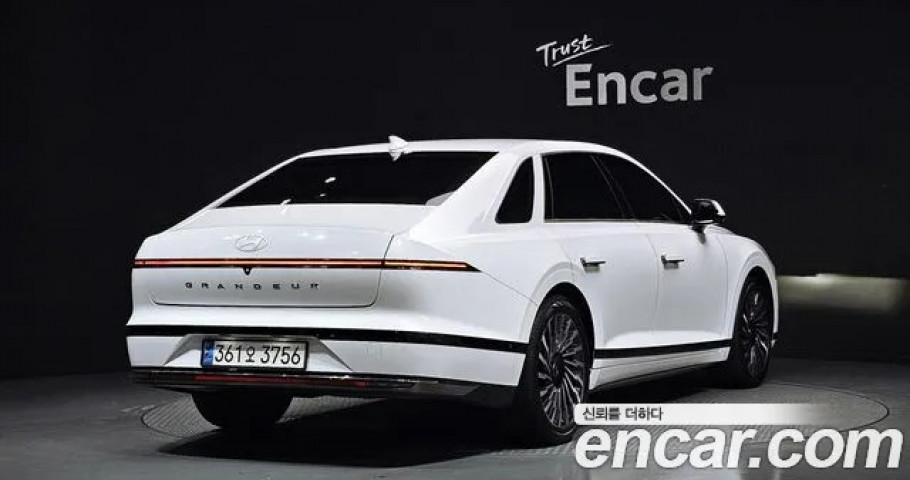 Hyundai Grandeur 