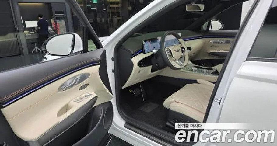 Genesis Gv70 
