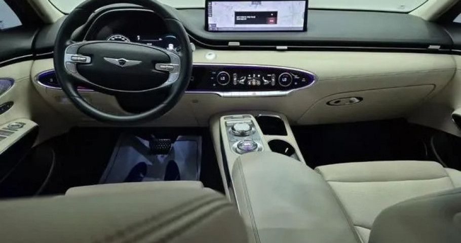 Genesis Gv70 