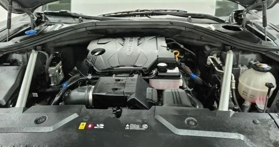 Genesis Gv70 