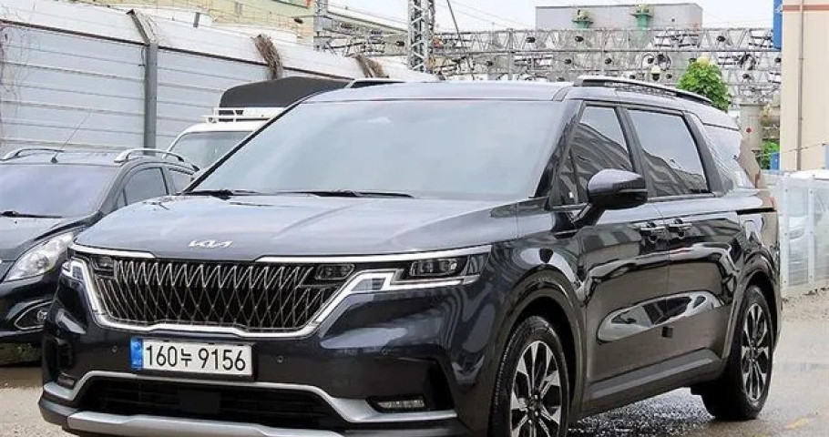 Kia Carnival 