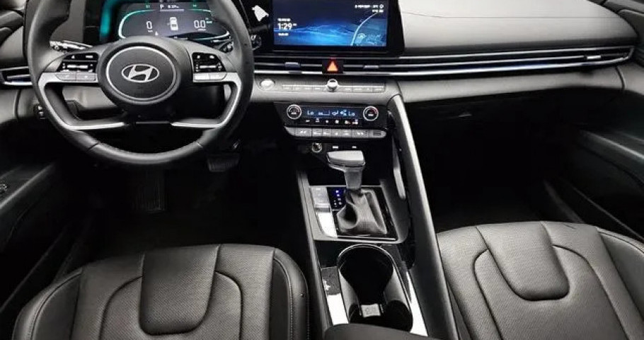 Hyundai Avante (Elantra) 
