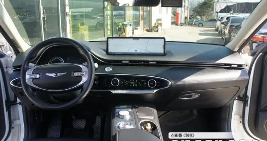 Genesis Gv70 