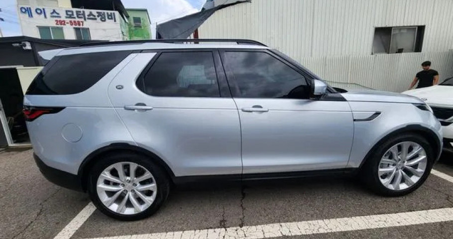 Land Rover Discovery 