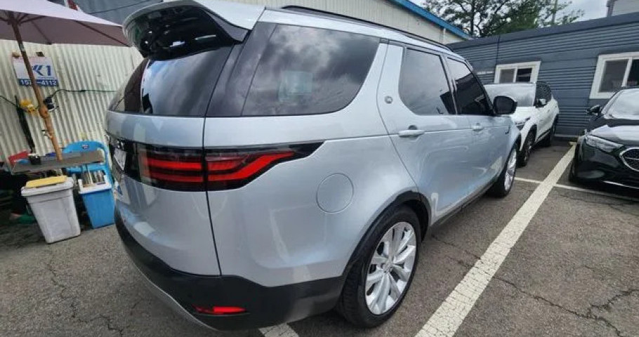 Land Rover Discovery 
