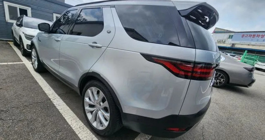 Land Rover Discovery 