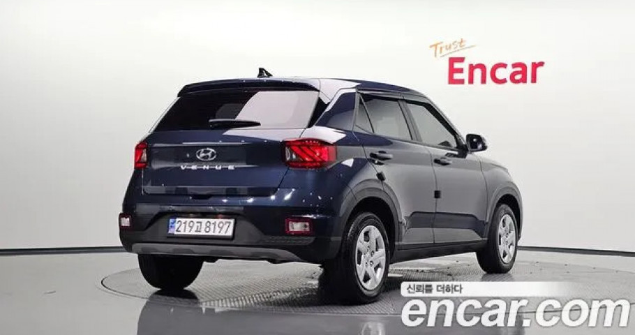 Hyundai Venue 