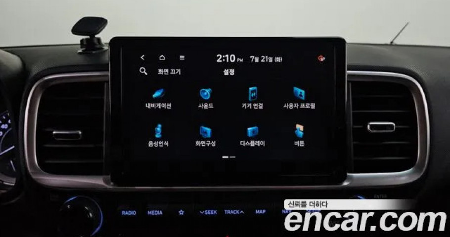 Hyundai Venue 