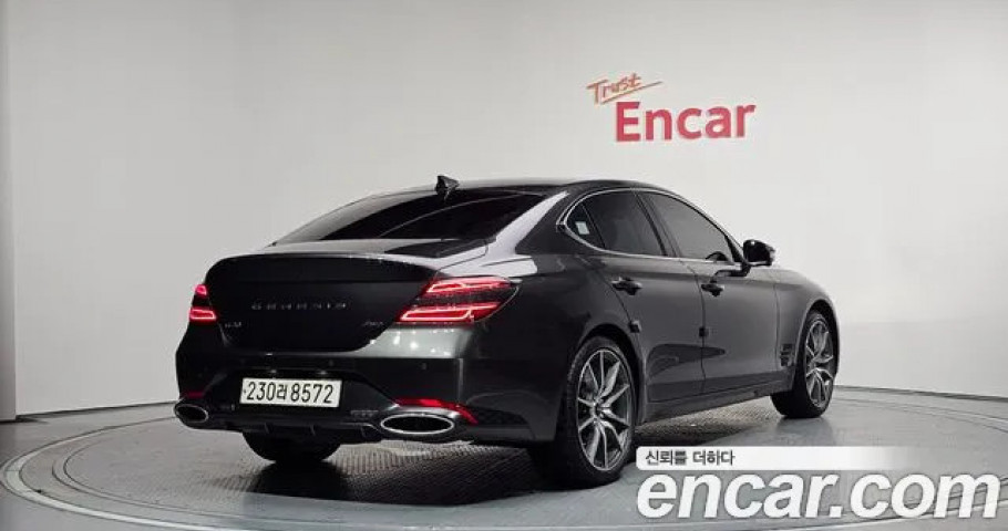 Genesis G70 
