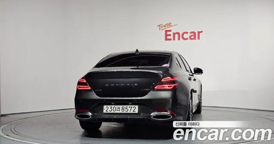 Genesis G70 