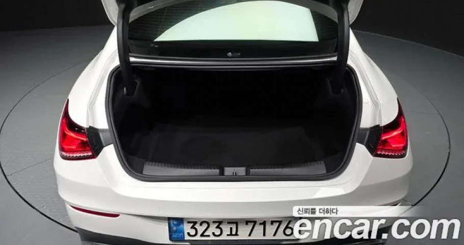 Mercedes-Benz Cla-Class 