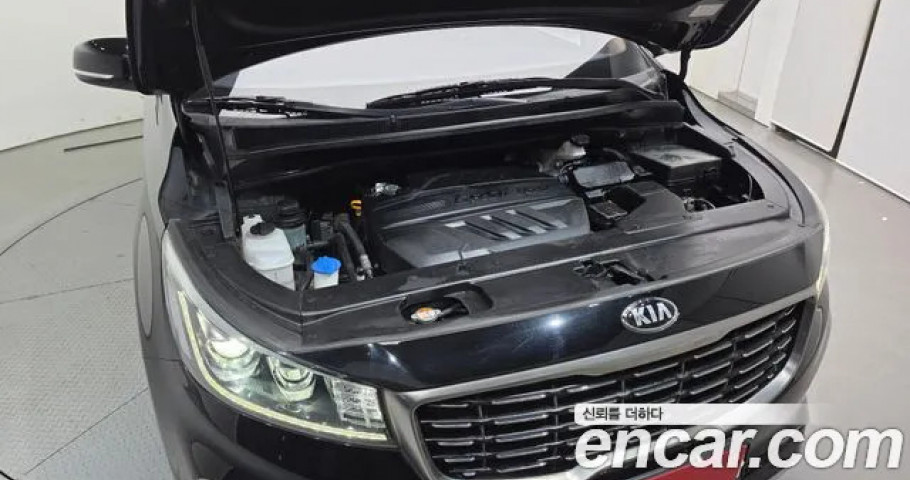 Kia Carnival 
