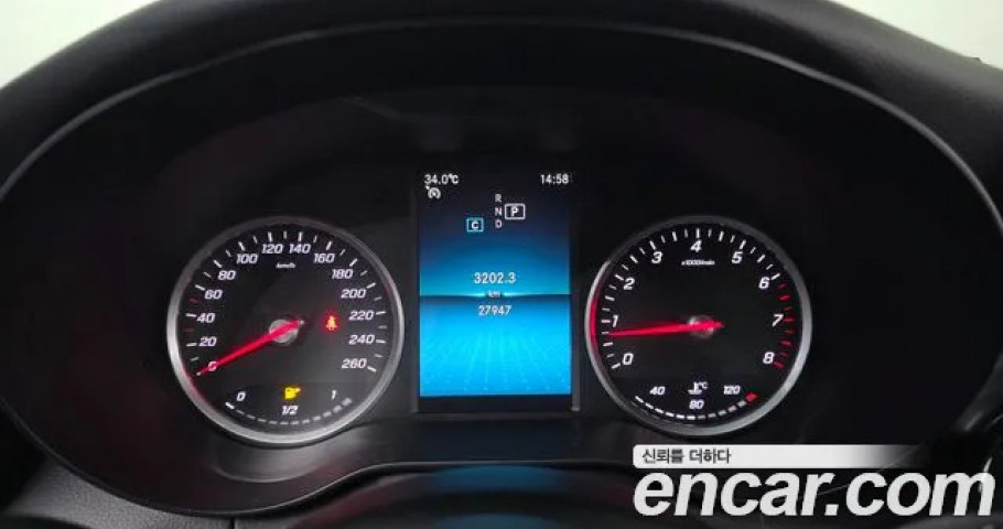 Mercedes-Benz C-Class 