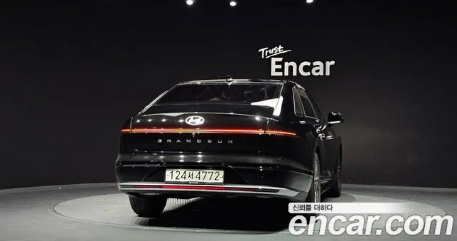 Hyundai Grandeur 