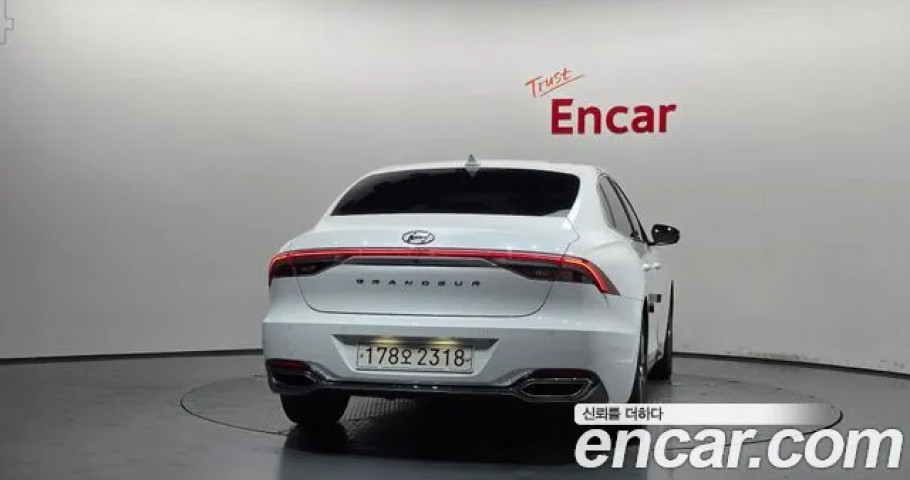 Hyundai Grandeur 