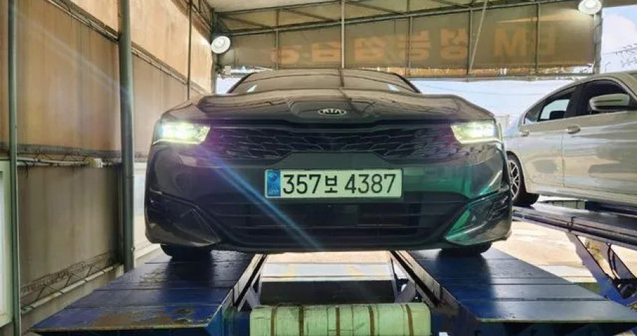 Kia K5 
