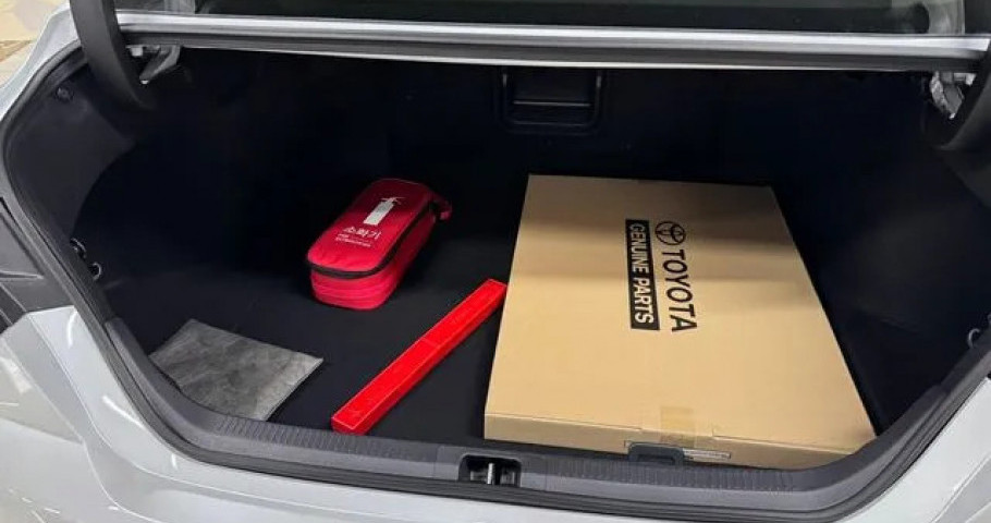 Toyota Camry 