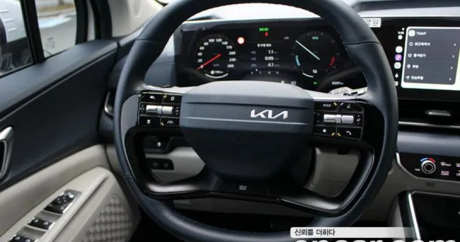 Kia Carnival 