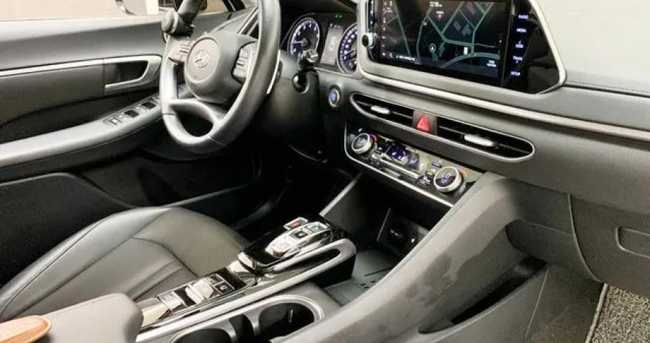 Hyundai Sonata 