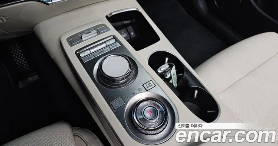 Genesis Gv70 
