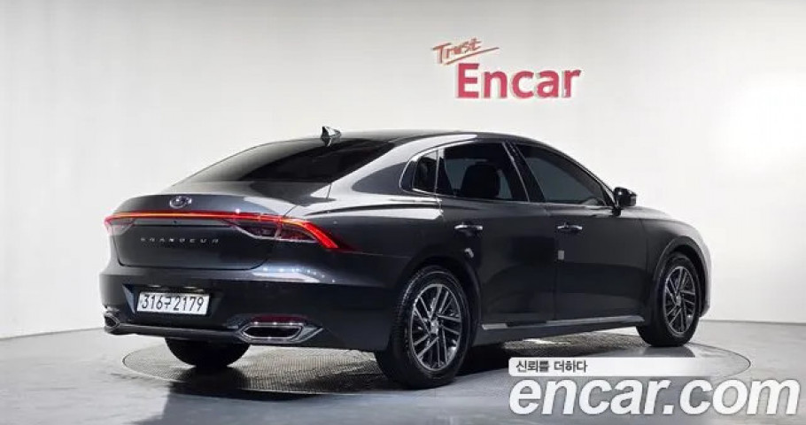 Hyundai Grandeur 