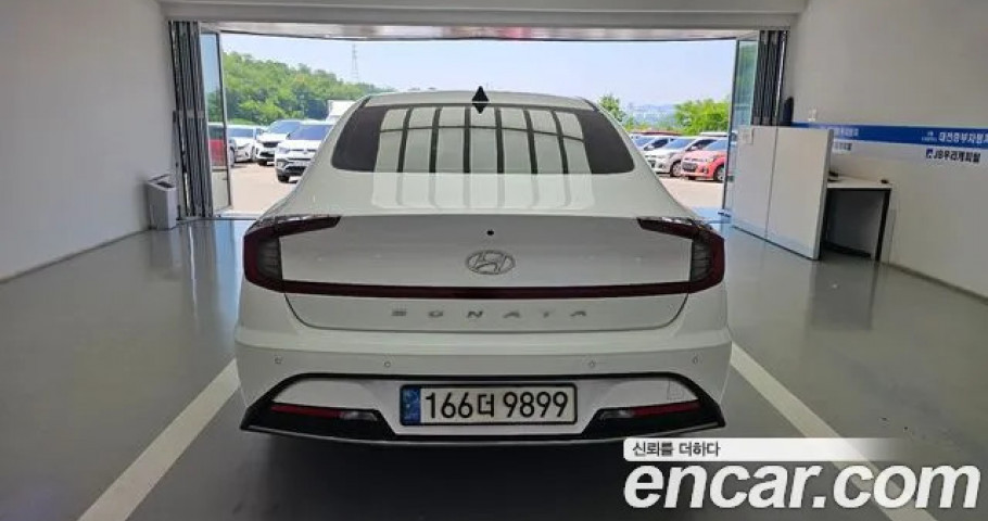 Hyundai Sonata 