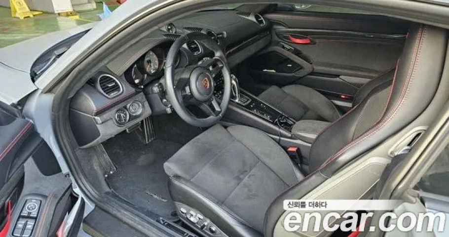 Porsche 718 