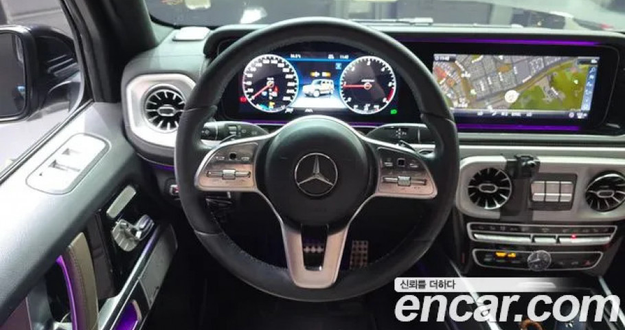 Mercedes-Benz G-Class 