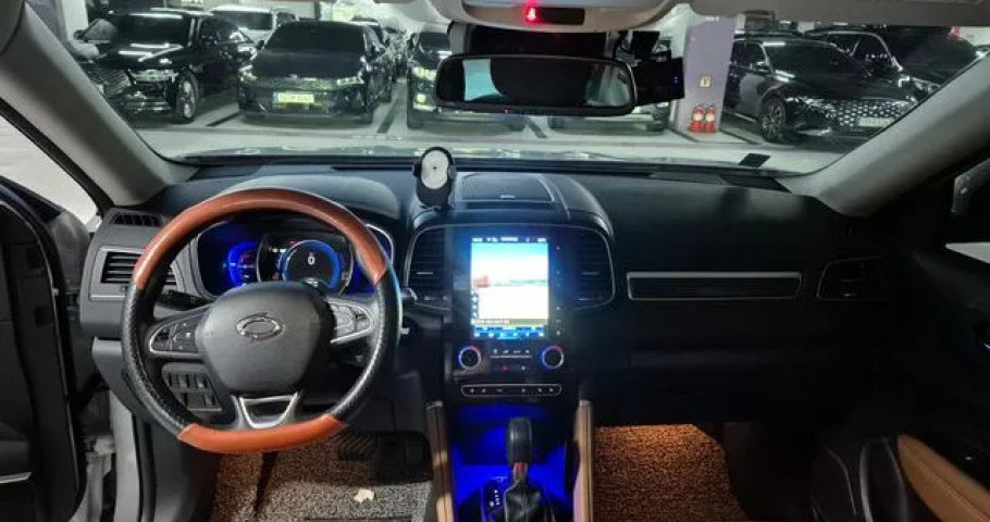 Renault Qm6 