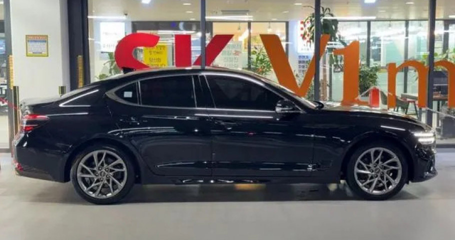 Genesis G70 
