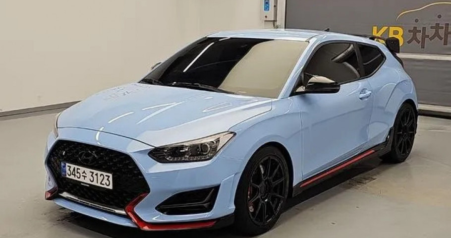 Hyundai Veloster 