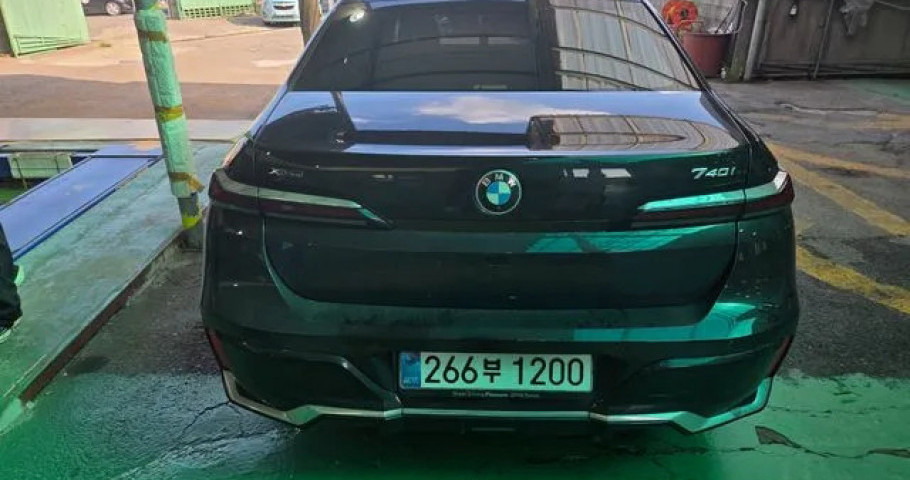 Bmw 7-Series 